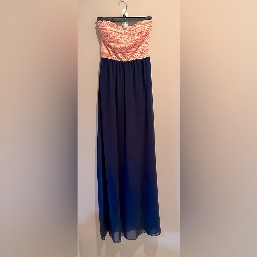 *NWOT* Style Rack Strapless Maxi Dress Size Medium